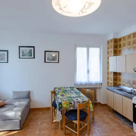 114b - Casa Luna Vista Mare, 5 Minuti Dalla A Piedi - Parcheggio Privato Gratis Incluso דירה